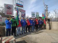 Azerbaijani eco-activists continue peaceful protest on Lachin-Khankendi road (PHOTO)