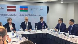 Azerbaijan is close partner of Latvia in economic sphere - President Levits (PHOTO)