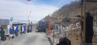 По Лачинской дороге беспрепятственно проехала автоколонна РМК (ФОТО)