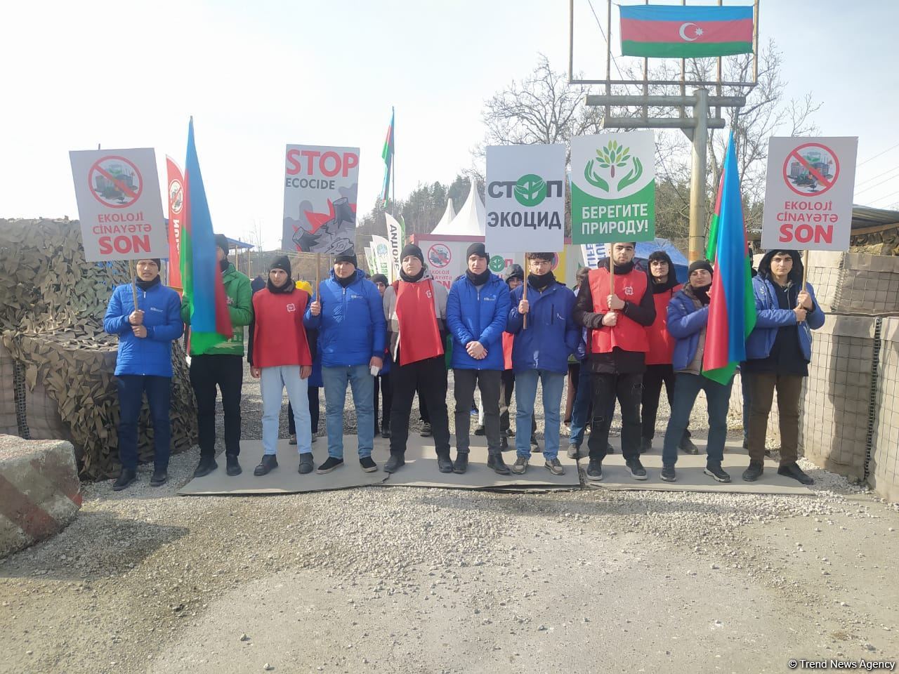 Azerbaijani eco-activists continue peaceful protest on Lachin-Khankendi road (PHOTO)