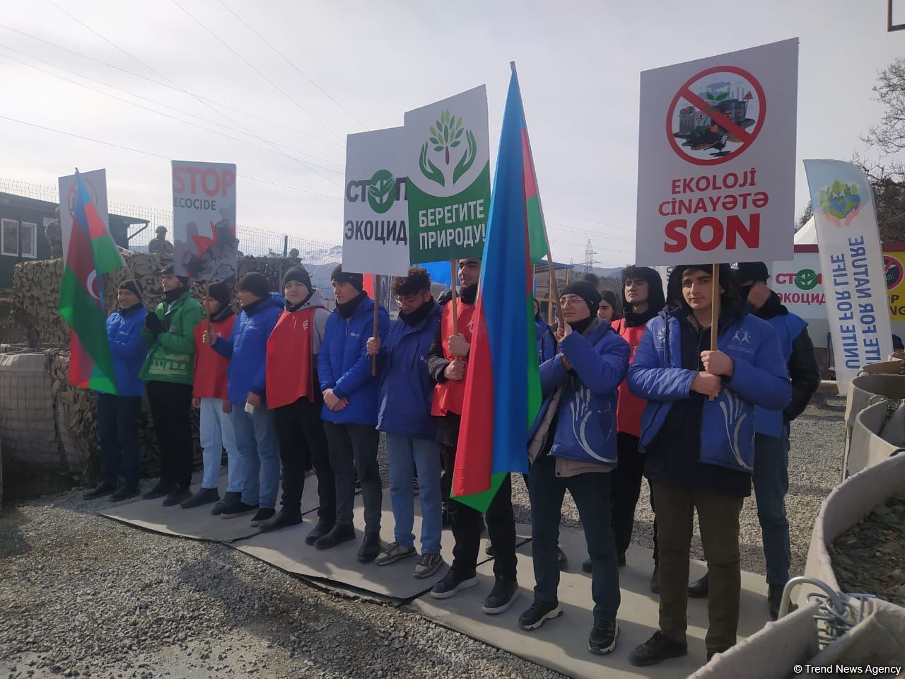Azerbaijani eco-activists continue peaceful protest on Lachin-Khankendi road (PHOTO)