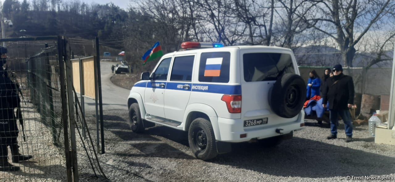 По Лачинской дороге беспрепятственно проехала автоколонна РМК (ФОТО)