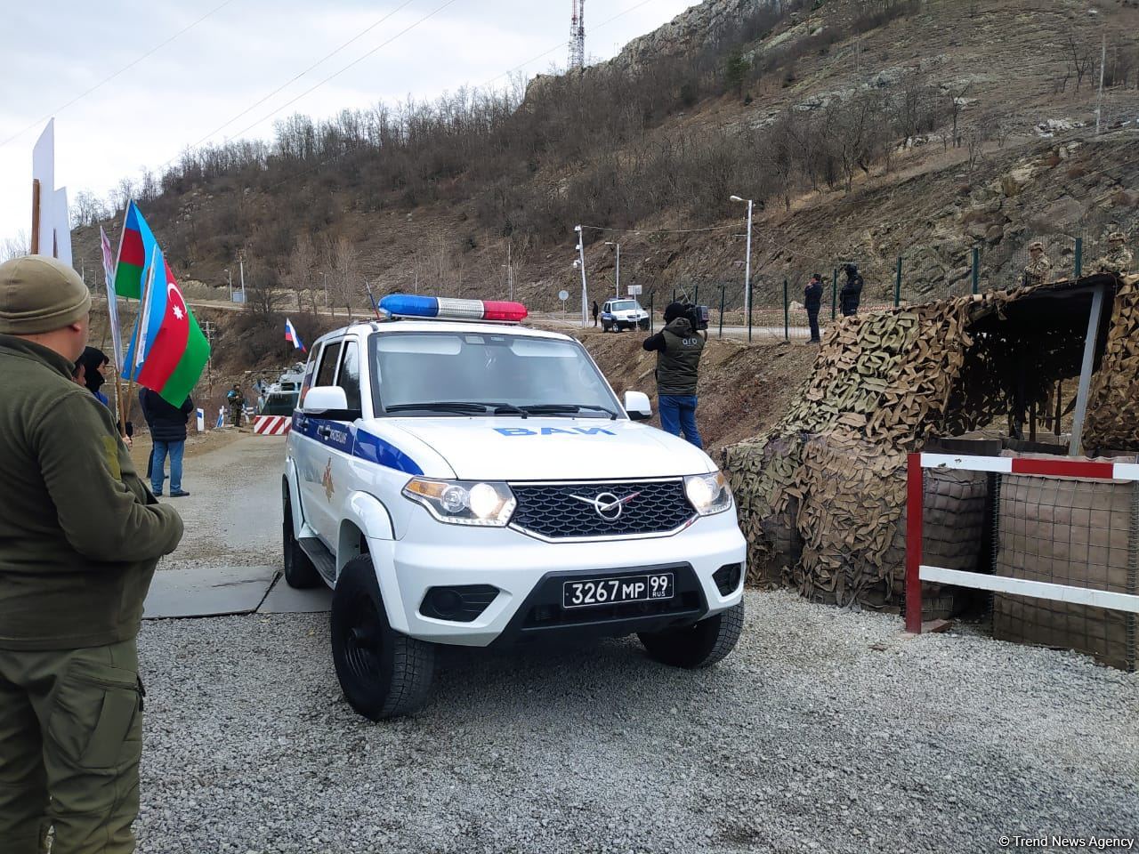 Another convoy of Russian peacekeepers moves freely along Azerbaijan's Lachin-Khankendi road (PHOTO)