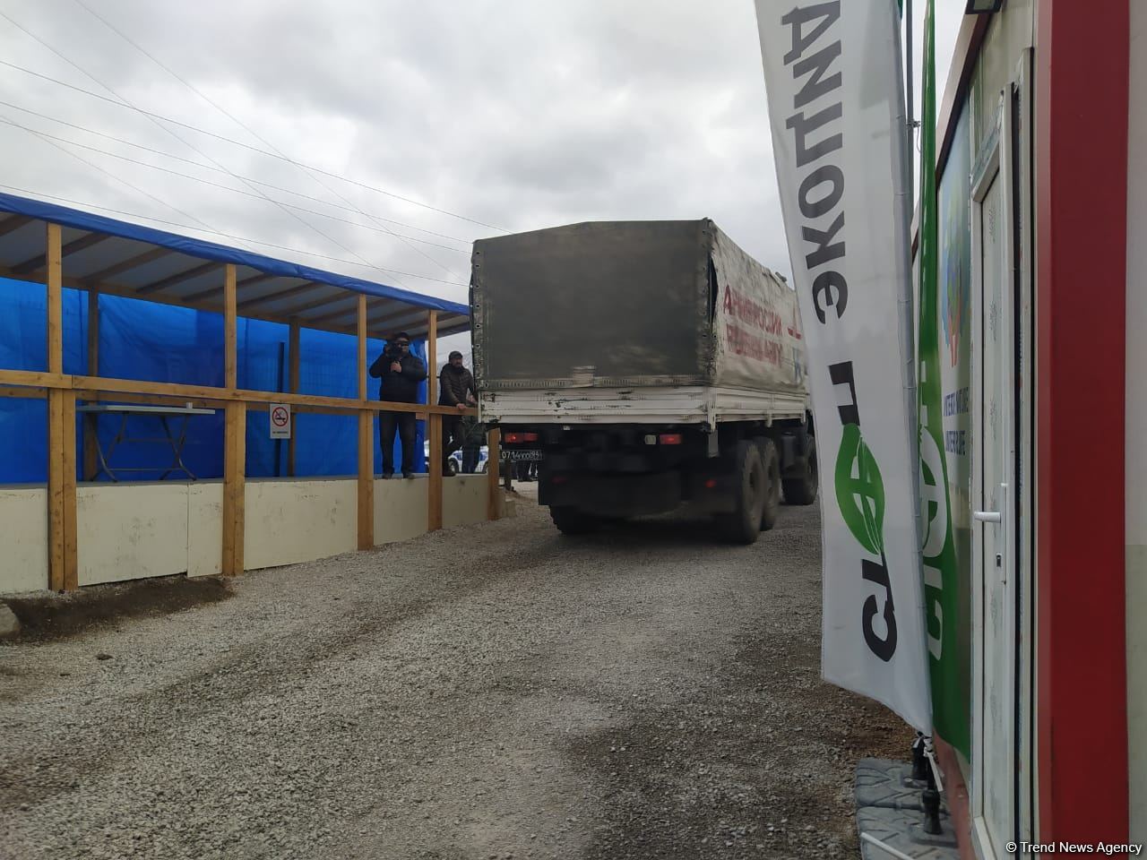 Another convoy of Russian peacekeepers moves freely along Azerbaijan's Lachin-Khankendi road (PHOTO)