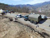 По Лачинской дороге беспрепятственно проехала автоколонна миротворцев (ФОТО)