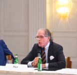 President Ilham Aliyev meets with heads of leading German companies (PHOTO)