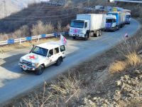 По Лачинской дороге беспрепятственно проехали автомашины МККК (ФОТО)