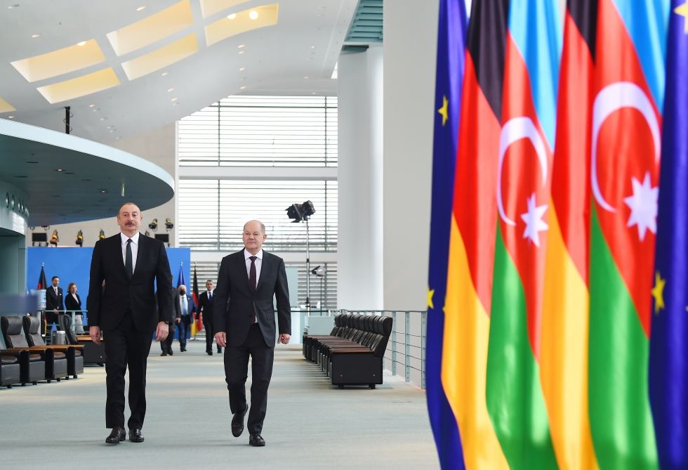 President Ilham Aliyev, Chancellor Olaf Scholz hold joint press conference (PHOTO/VIDEO)