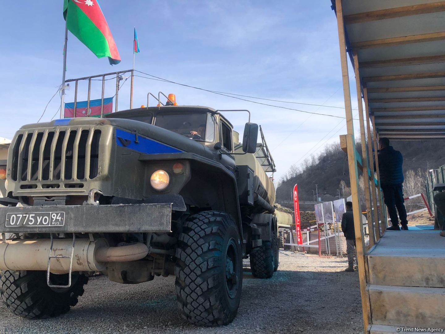 По Лачинской дороге беспрепятственно проехали автомашины МККК (ФОТО)