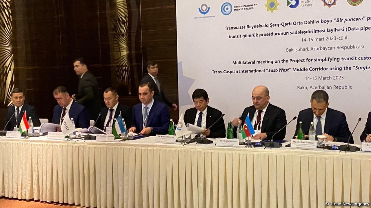 Azerbaijan working to strengthen transport infrastructure - minister (PHOTO)