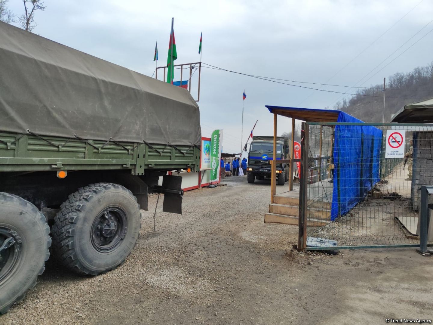 Convoy of Russian peacekeepers moves freely along Azerbaijan's Lachin-Khankendi road (PHOTO)