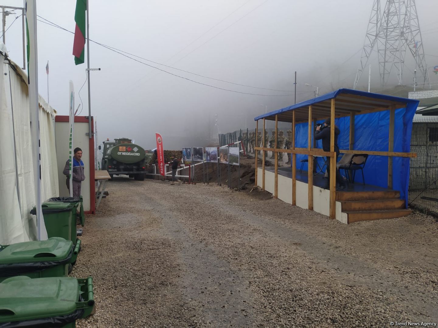 Russian peacekeepers' vehicles move freely along Azerbaijani Lachin-Khankendi road (PHOTO)