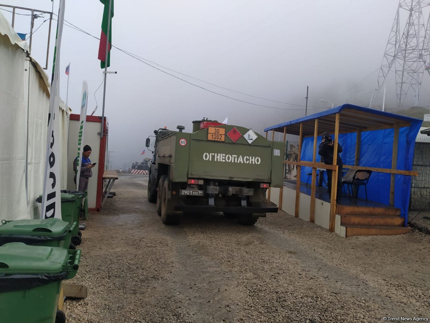 Russian peacekeepers' vehicles move freely along Azerbaijani Lachin-Khankendi road (PHOTO)
