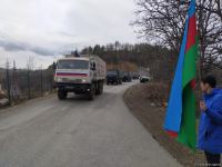 По Лачинской дороге проехала еще одна автоколонна миротворцев (ФОТО)