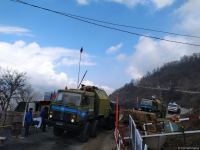 По Лачинской дороге беспрепятственно проехали 6 автомобилей РМК (ФОТО)