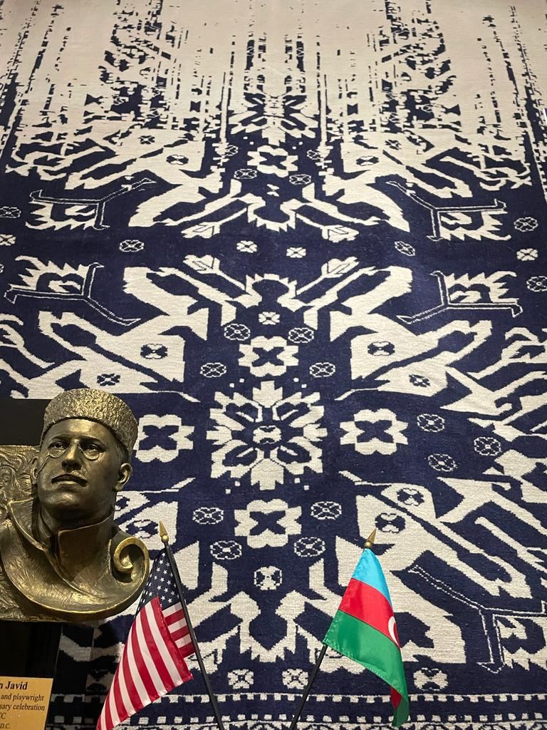 Праздник азербайджанских ковров в Вашингтоне (ФОТО)