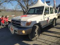 По Лачинской дороге проехала автоколонна Красного Креста (ФОТО)