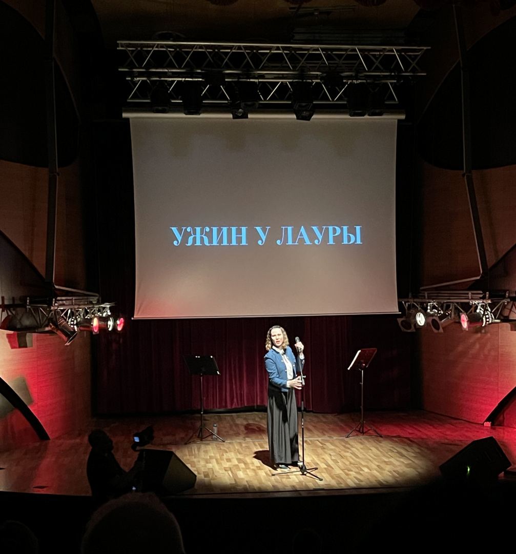 Она как будто достает ядро миндаля… Впервые в Баку! (ФОТО)