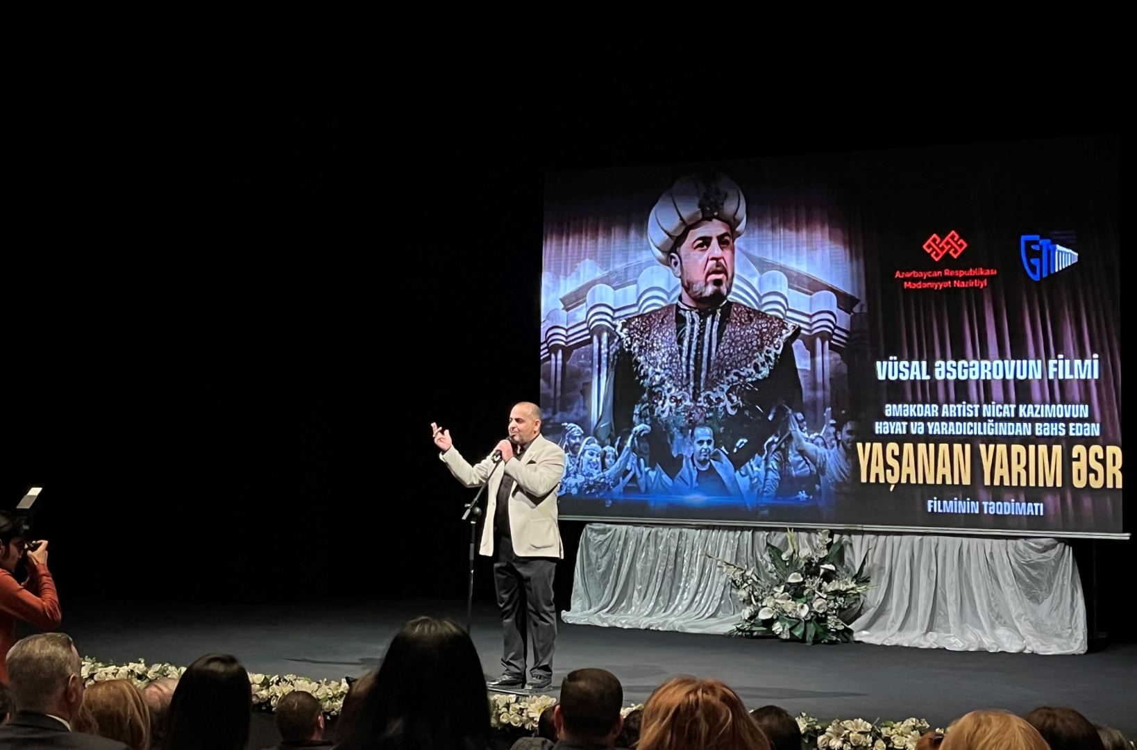 Азербайджанский театр был, есть и будет - отмечен юбилей Ниджата Кязымова (ФОТО)