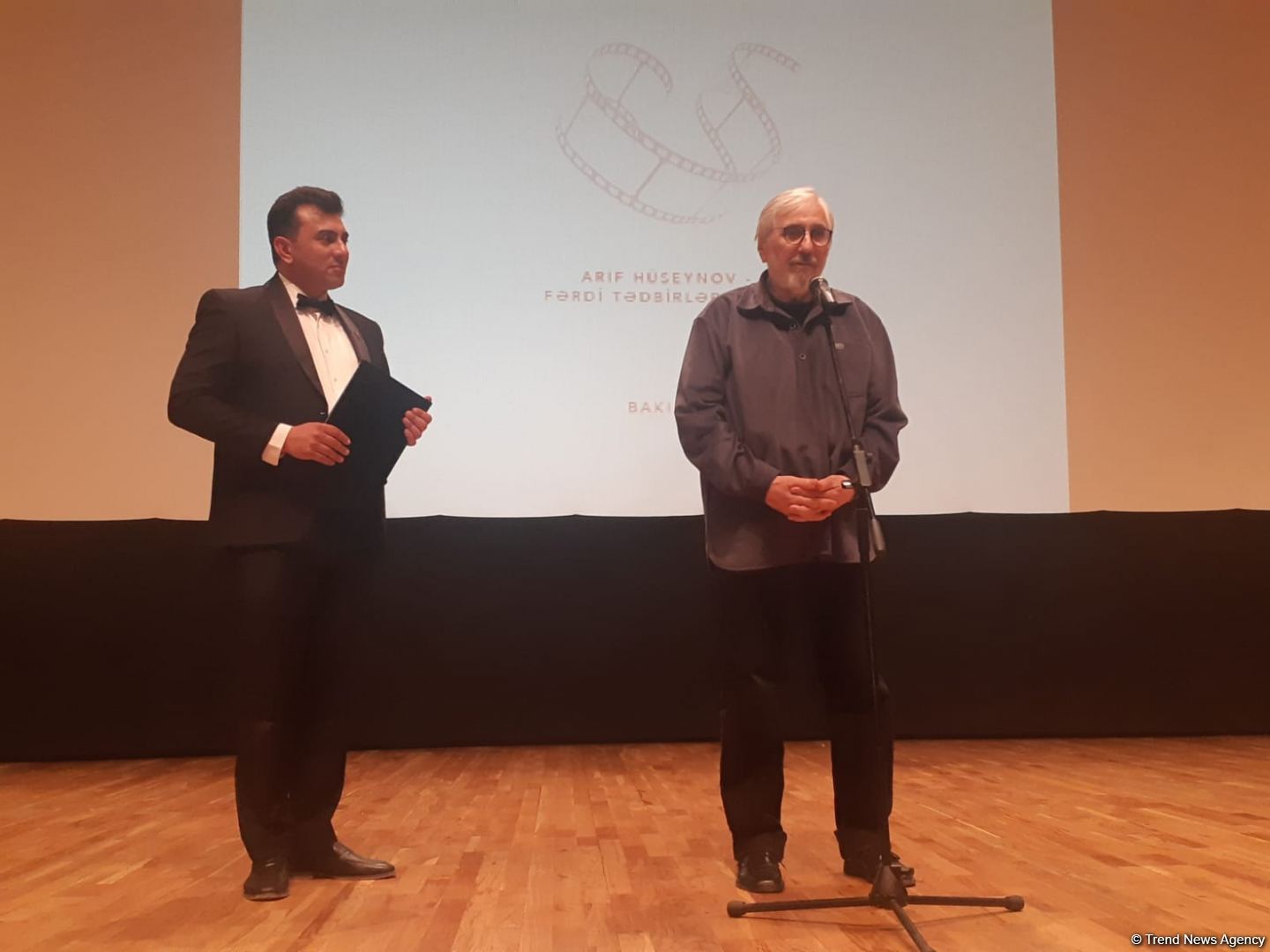 Карабахнаме – графика народного художника Арифа Гусейнова на большом экране (ФОТО)