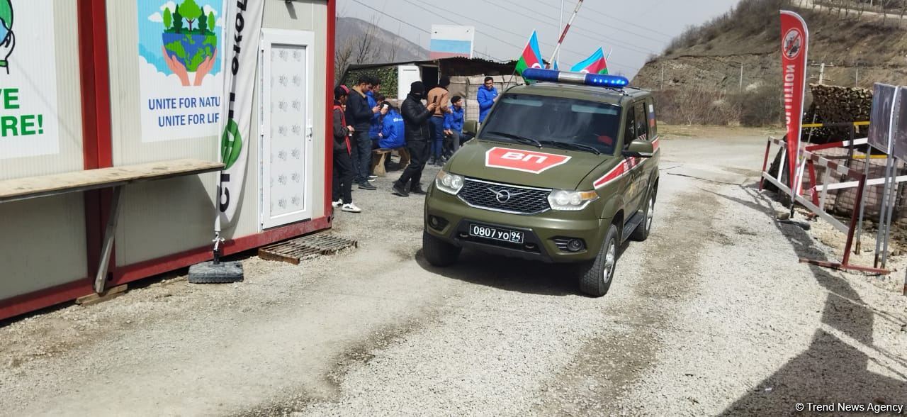 По Лачинской дороге проехала автоколонна из 25 транспортных средств РМК (ФОТО)