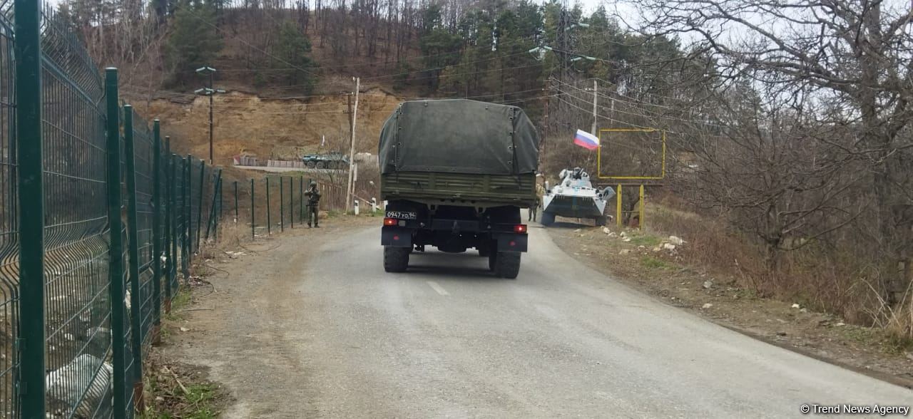 По Лачинской дороге беспрепятственно проехали два автомобиля РМК (ФОТО)
