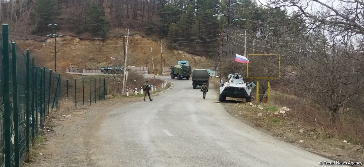 По Лачинской дороге беспрепятственно проехали два автомобиля РМК (ФОТО)