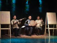 Что ты за фрукт? В Баку "разгорелся" спор плодов: Нельзя, восхваляя себя, унижать других... (ФОТО/ВИДЕО)
