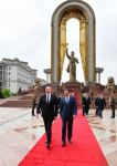 Президент Азербайджана Ильхам Алиев посетил памятник Исмоили Сомони в Душанбе (ФОТО/ВИДЕО)
