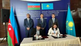 Между Казахстаном и Азербайджаном подписаны бизнес-контракты (ФОТО)