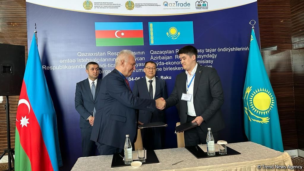 Между Казахстаном и Азербайджаном подписаны бизнес-контракты (ФОТО)