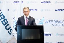 «Азербайджанские Авиалинии» заказали 12 самолетов семейства A320neo (ФОТО)