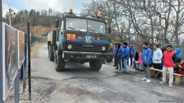 По Лачинской дороге беспрепятственно проехала автоколонна миротворцев (ФОТО)