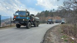 По Лачинской дороге беспрепятственно проехала автоколонна миротворцев (ФОТО)
