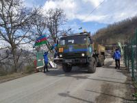 По Лачинской дороге беспрепятственно проехала автоколонна миротворцев (ФОТО)