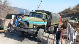 Convoy of Russian peacekeepers moves freely along Azerbaijan's Lachin-Khankendi road (PHOTO)