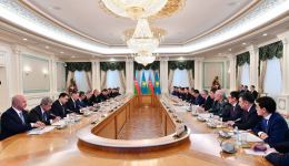 Состоялась встреча Президентов Азербайджана и Казахстана в расширенном составе (ФОТО/ВИДЕО)