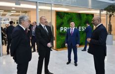 Президенты Азербайджана и Казахстана побывали в Международном финансовом центре "Астана" (ФОТО)