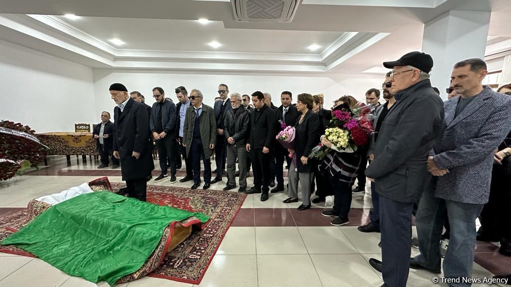 Народную артистку Азербайджана Ирану Тагизаде аплодисментами проводили в последний путь (ФОТО)