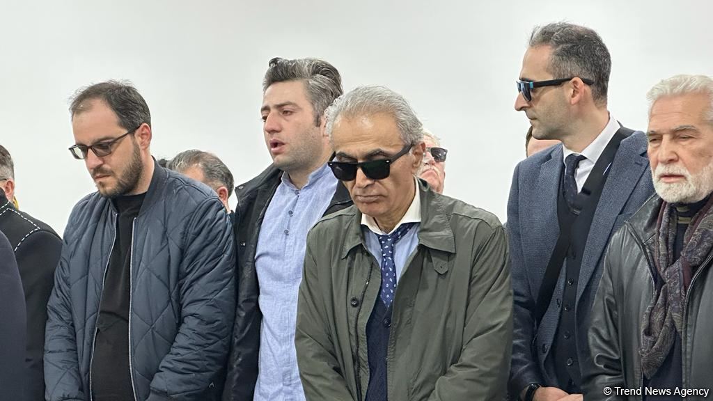 Народную артистку Азербайджана Ирану Тагизаде аплодисментами проводили в последний путь (ФОТО)