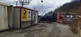 По Лачинской дороге беспрепятственно проехали 8 автомобилей миротворцев (ФОТО)