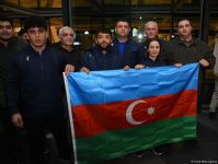 Азербайджанских тяжелоатлетов встретили в Баку с большим воодушевлением (ФОТО/ВИДЕО)