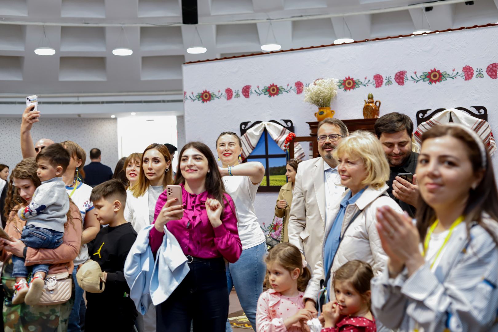 В Баку прошел первый Весенний фестиваль украинско-азербайджанской культуры "Vesnyanka" (ФОТО)