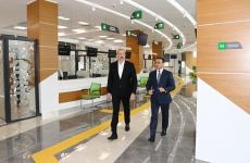 Президент Ильхам Алиев принял участие в открытии в Сальяне Центра ASAN xidmət (ФОТО/ВИДЕО)