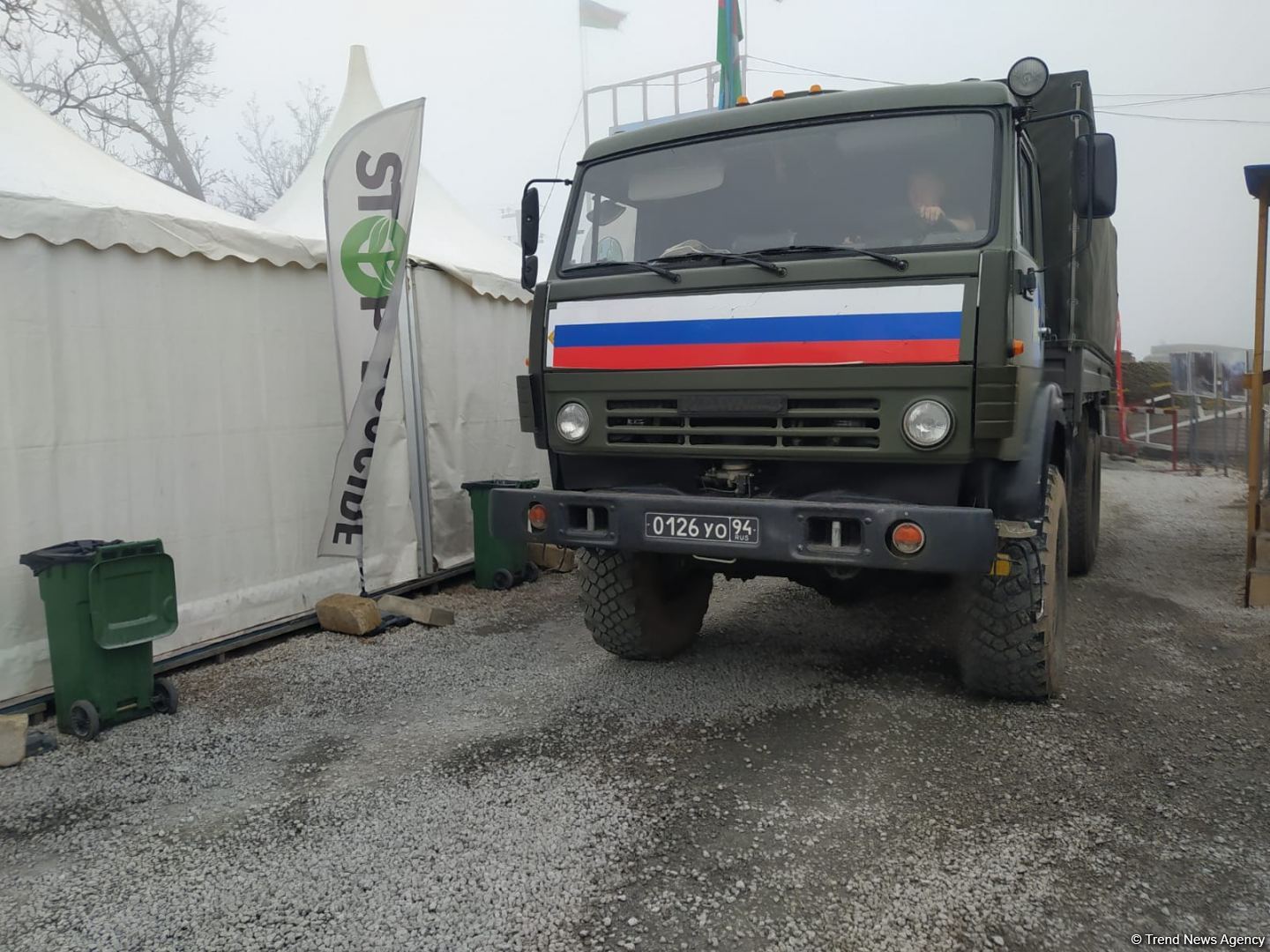 По Лачинской дороге беспрепятственно проехали 39 транспортных средств миротворцев (ФОТО)