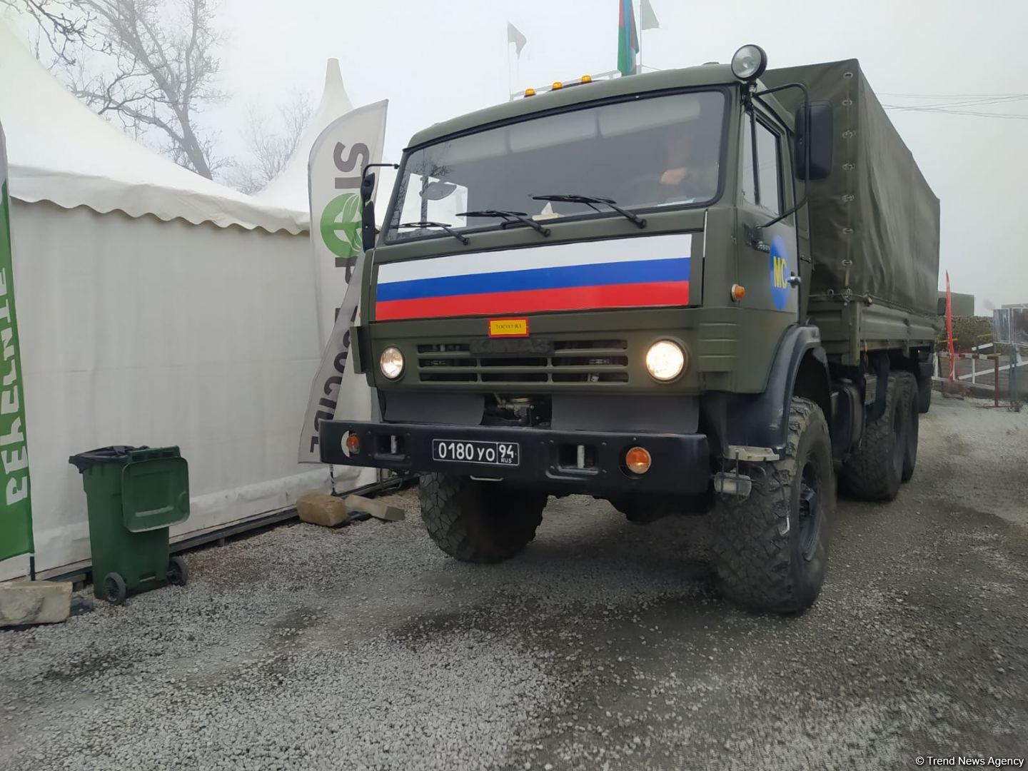 По Лачинской дороге беспрепятственно проехали 39 транспортных средств миротворцев (ФОТО)