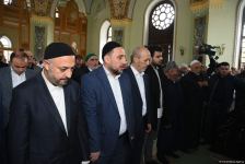 В бакинской мечети Тезепир совершен праздничный намаз (ФОТО)