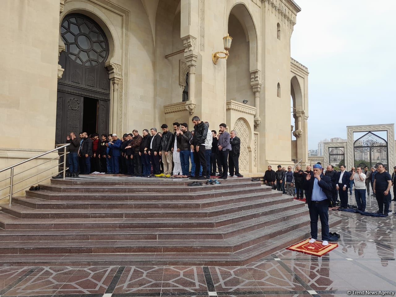 В бакинской мечети Тезепир совершен праздничный намаз (ФОТО)