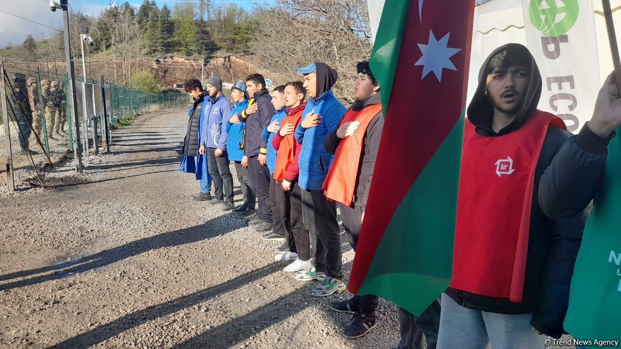 Акция протеста на Лачинской дороге продолжается 132-й день (ФОТО)