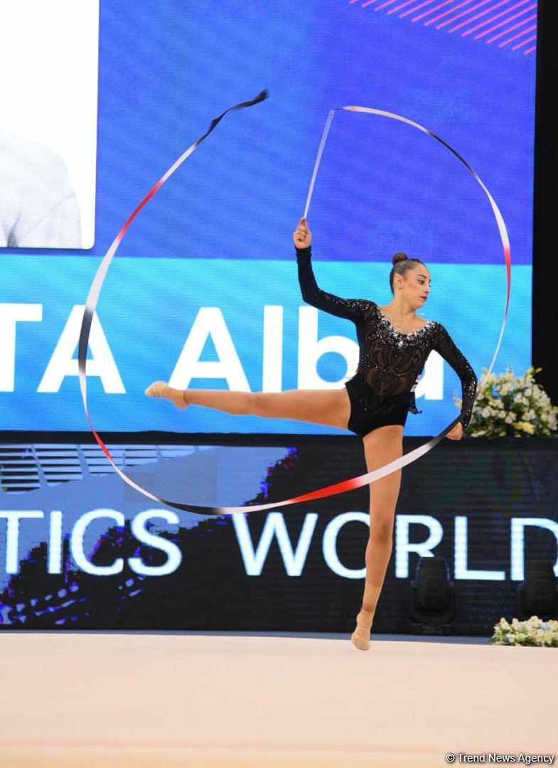 Second day of FIG World Cup competitions in Rhythmic Gymnastics kicks off in Baku (PHOTO)